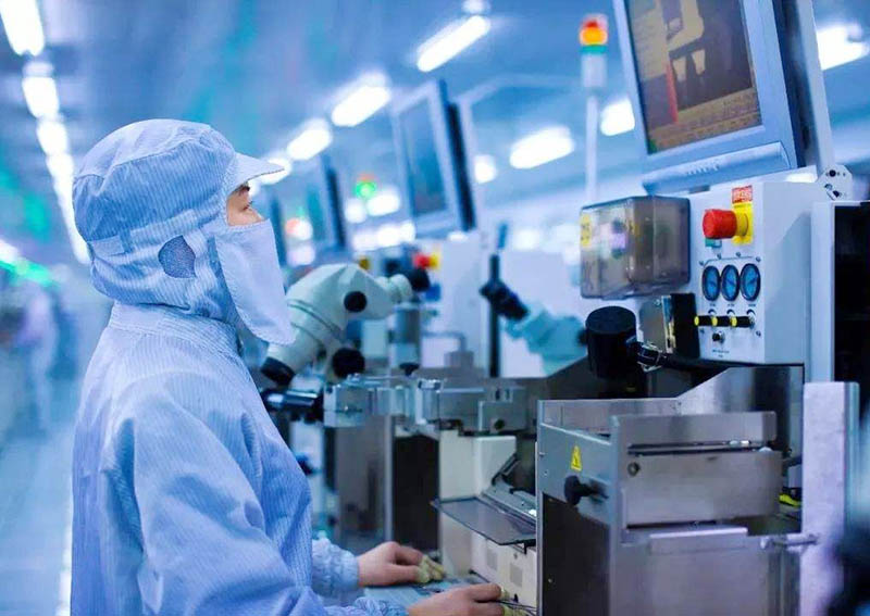 半導(dǎo)體無(wú)塵車(chē)間